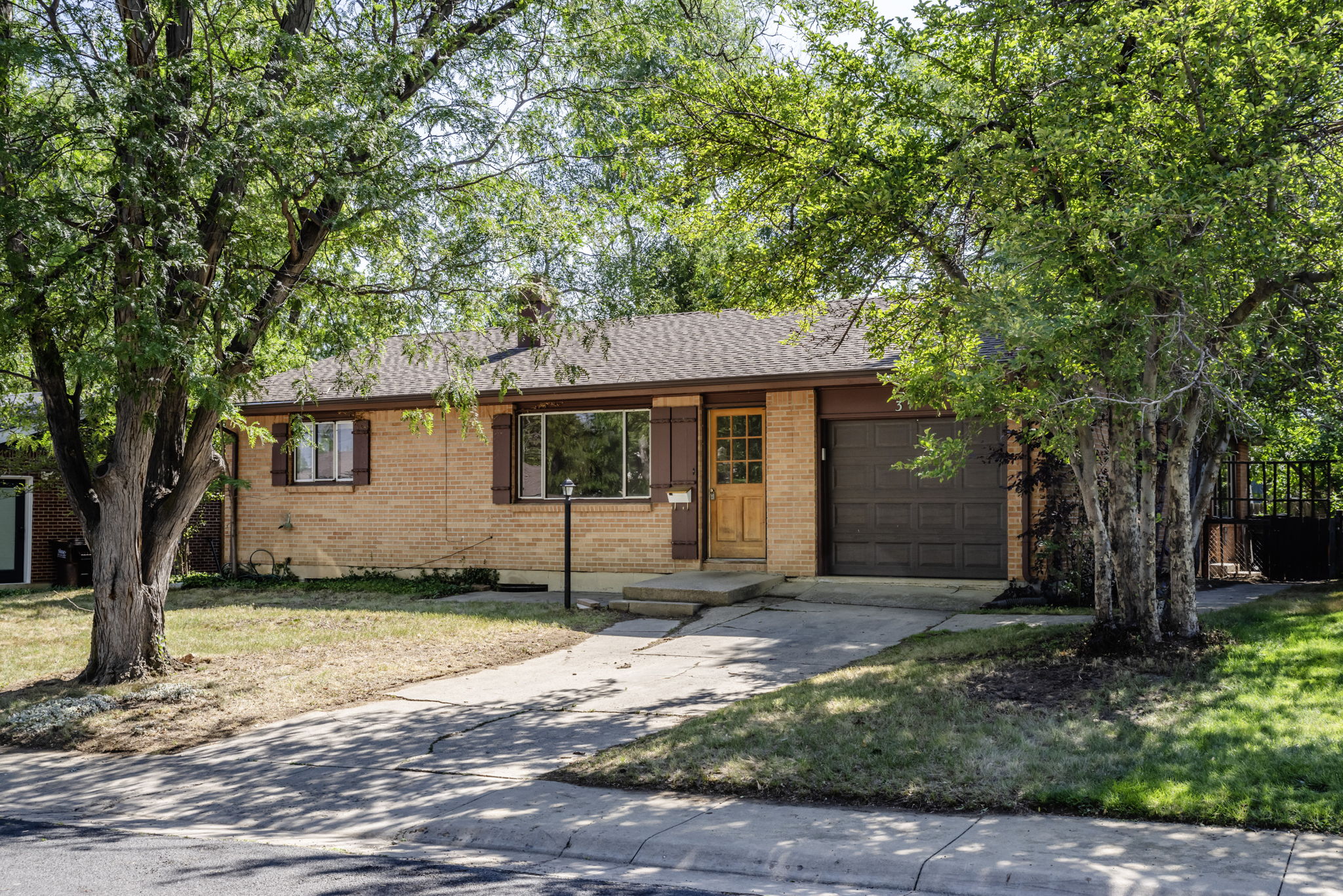 SOLD    South Boulder